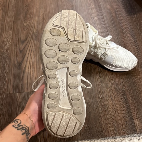 White Adidas - Picture 3 of 3